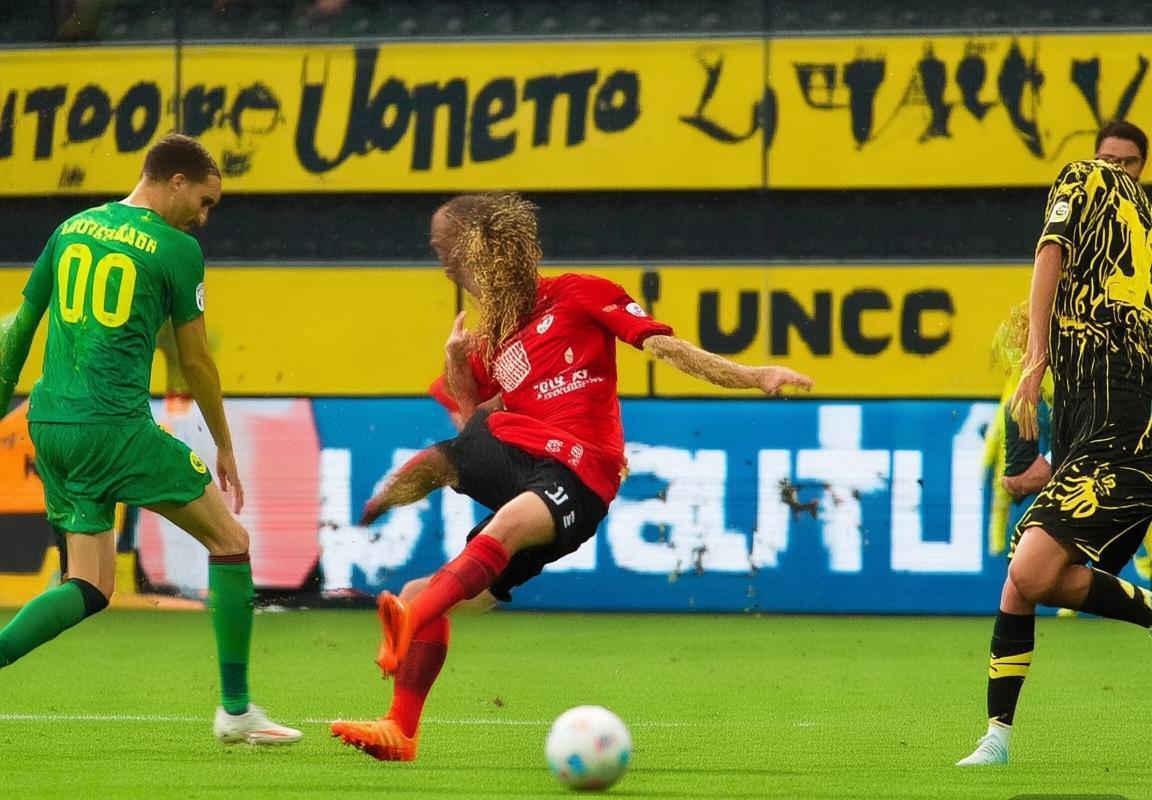 德乙激战：柏德博恩VS科隆积分榜关键对决(图1)