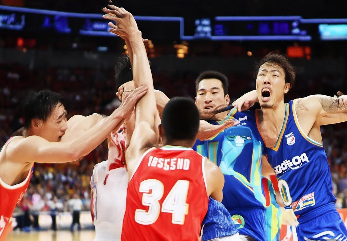 2018年CBA山东高速VS浙江广厦巅峰对决回顾(图2)