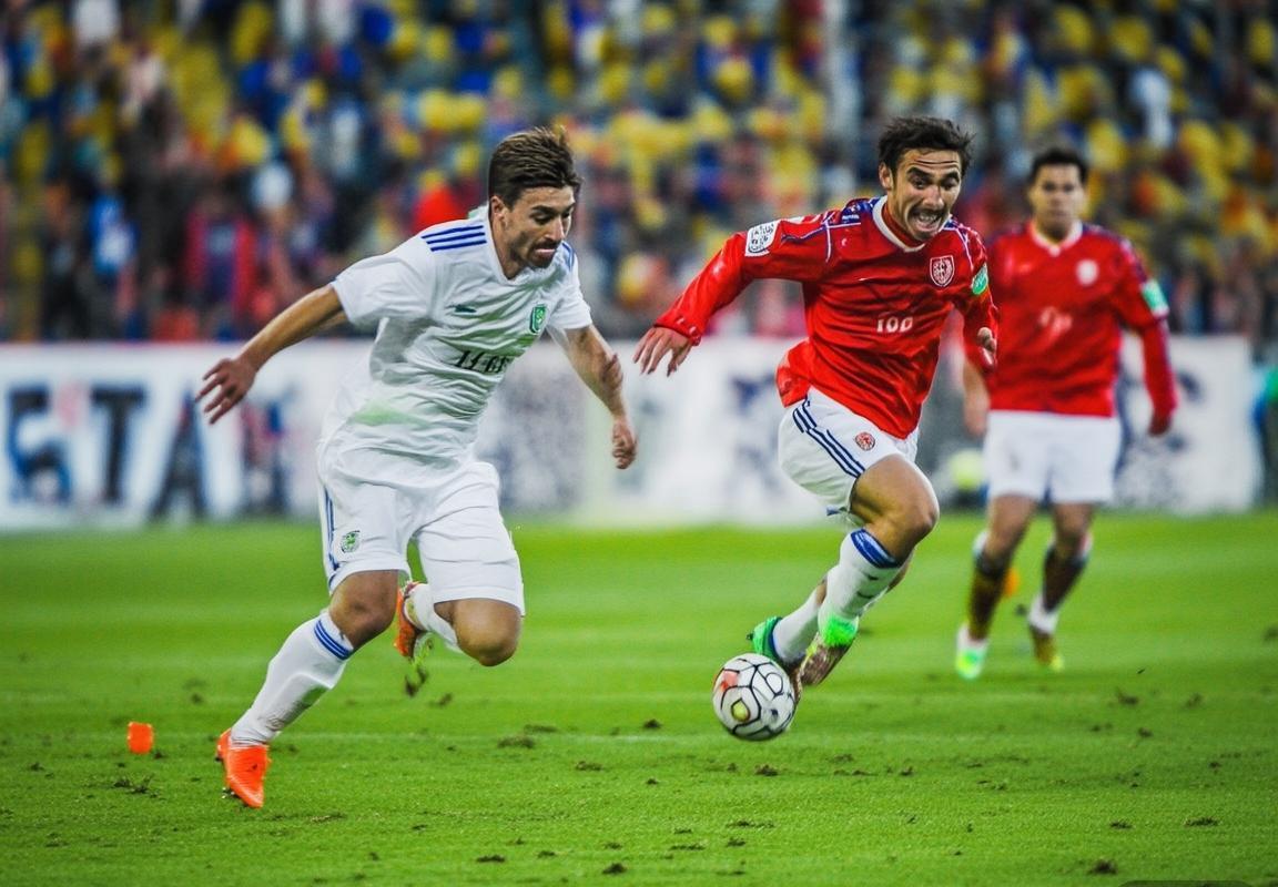 德乙激战：柏德博恩VS科隆积分榜关键对决(图4)